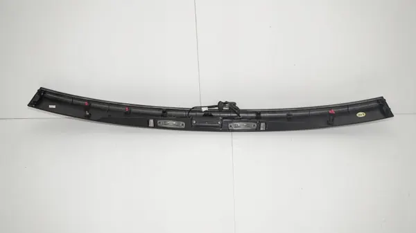 OEM 360181060 Takaluukunuppi Kia Carens 06-11 image 9