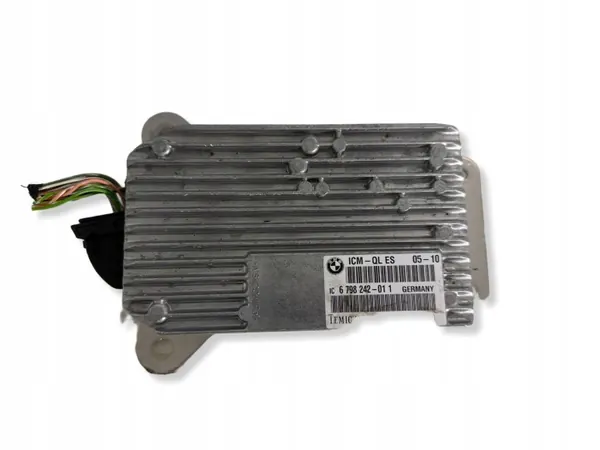Module de contrôle suspension pneumatique BMW F10 OEM 6798242011 image 2