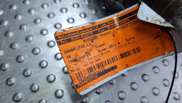 Vorderes linkes Antriebswelle OEM S26372047 VW T5/T6 image 6