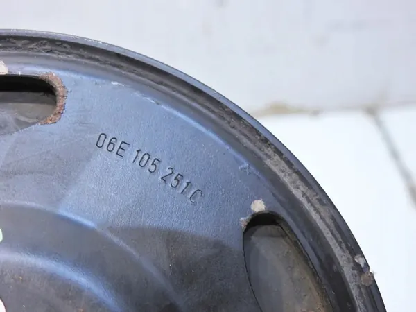 Polia do virabrequim Audi A6 C6 3.2 FSI image 5