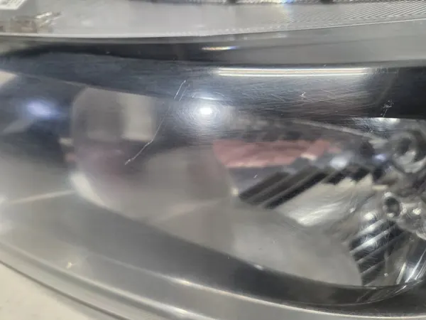 LÁMPARA DELANTERA IZQUIERDA HYUNDAI I20 III image 4