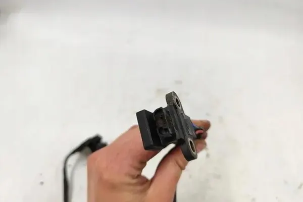 KIA SORENTO I 3.5L kampiakselin sijaintianturi image 4