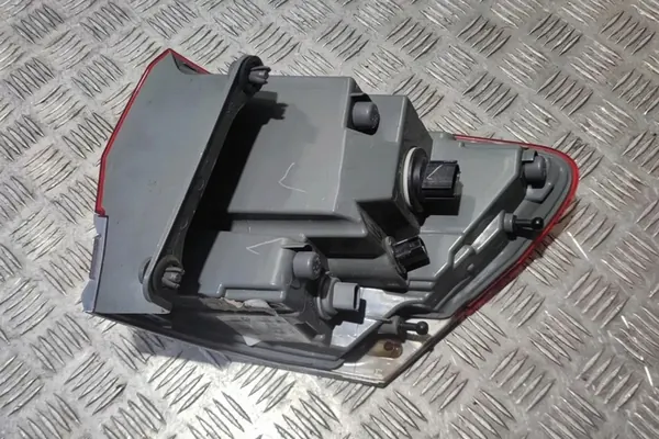 Lámpara trasera derecha JEEP GRAND CHEROKEE I P68110017AE image 3