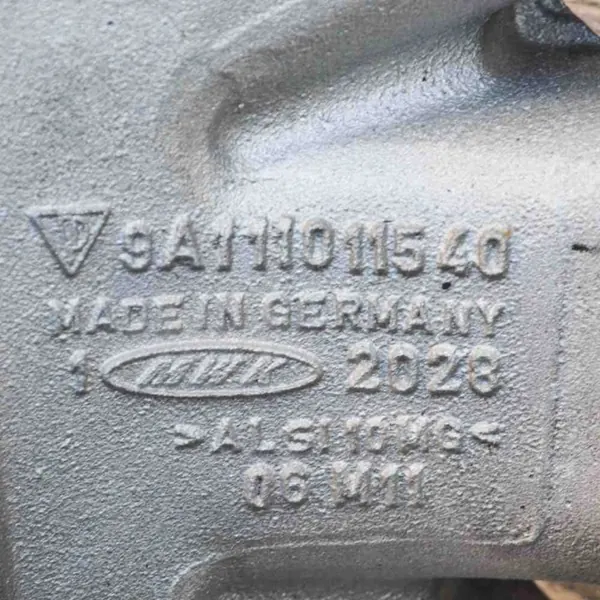 Colector de admisión Porsche 911 (997) OEM 9A111011540 image 5