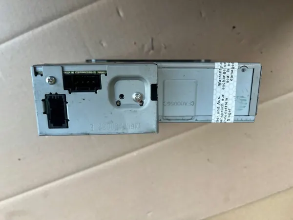 Unité MMI Navigation CD Audi OEM 4E0035670B image 3