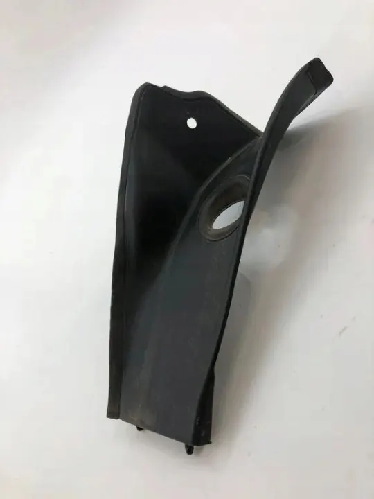 Cache phare arrière gauche OEM 9448829 Peugeot J5 image 3