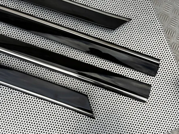 Rivestimento porta anteriore destro MERCEDES BENZ W203 C-KLASA II OEM A2036905062 image 2