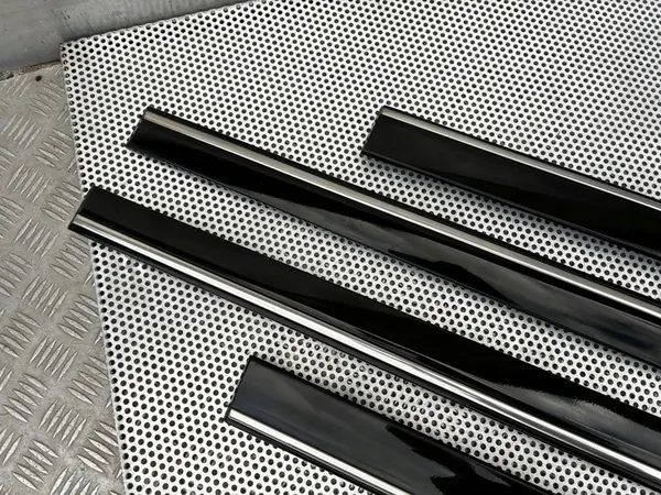 Rivestimento porta anteriore destro MERCEDES BENZ W203 C-KLASA II OEM A2036905062 image 5