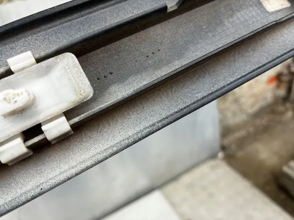 Rivestimento porta anteriore destro MERCEDES BENZ W203 C-KLASA II OEM A2036905062 image 9