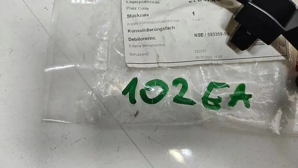 Protetor de para-lama dianteiro esquerdo Honda Jazz IV 15-20 OEM image 8