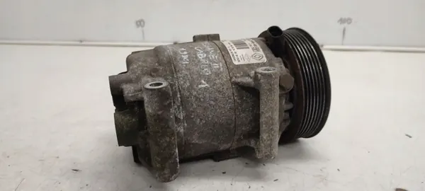 Renault OE 8200678499 AC Compressor image 4