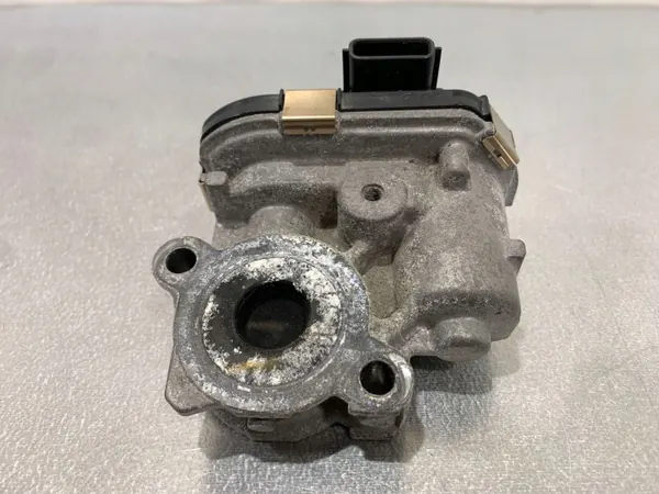 Válvula EGR Mitsubishi Outlander OEM 147105TA0C image 3