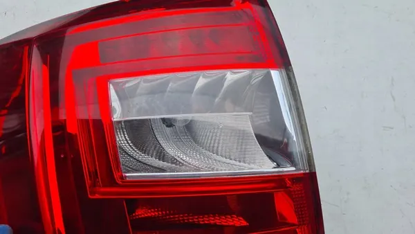 Luz Trasera Izquierda Skoda Octavia III Kombi RS VRS 5E9945095A image 6