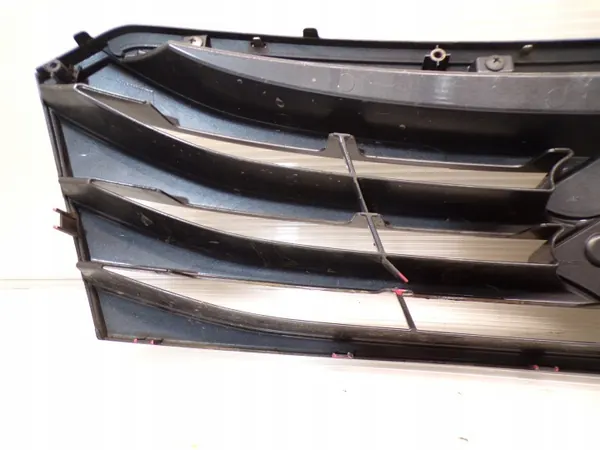 Suzuki SX4 S-Cross radiatorgrill OEM 71741-61M1 image 9
