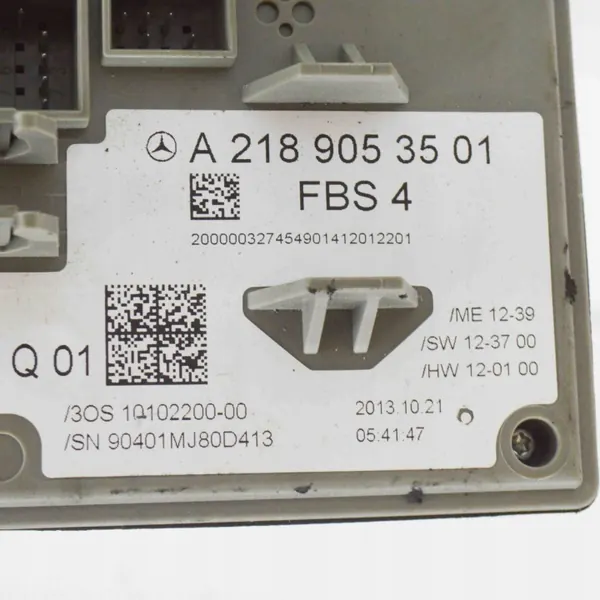 Peça usada Mercedes-Benz E Coupé C207 OEM 1010220000 image 6