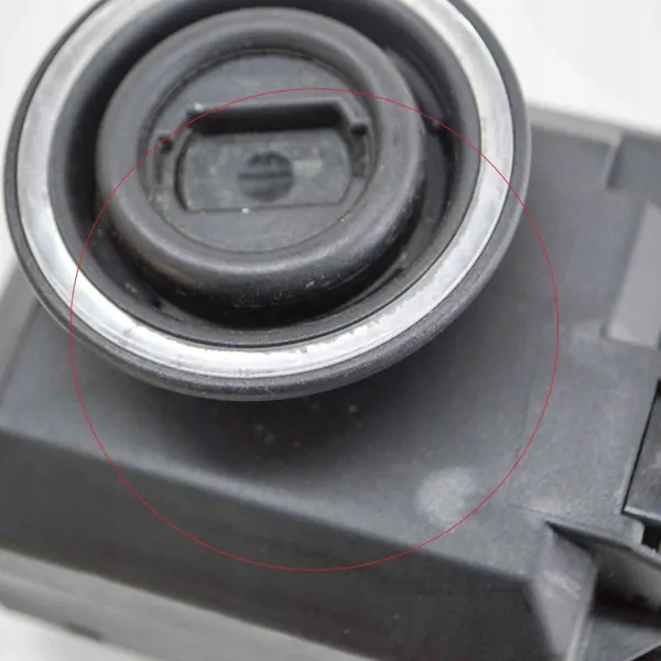 Peça usada Mercedes-Benz E Coupé C207 OEM 1010220000 image 8