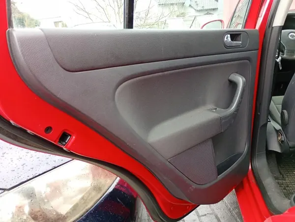OEM MM-2502-34 Linker Achter Zijbekleding VW Golf Plus image 3