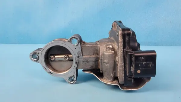 BMW X6 G06 Matalapaine-EGR-venttiili OEM 8475154 image 2
