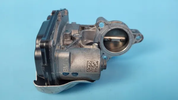 BMW X6 G06 Matalapaine-EGR-venttiili OEM 8475154 image 5