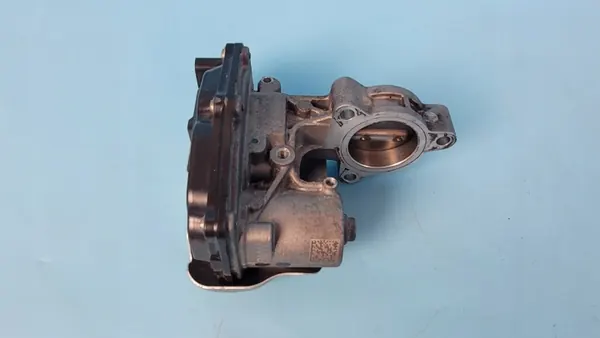 BMW X6 G06 Matalapaine-EGR-venttiili OEM 8475154 image 7