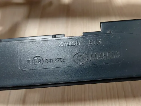 Toyota BZ4X Cache Bas Miroir Gauche OEM image 3