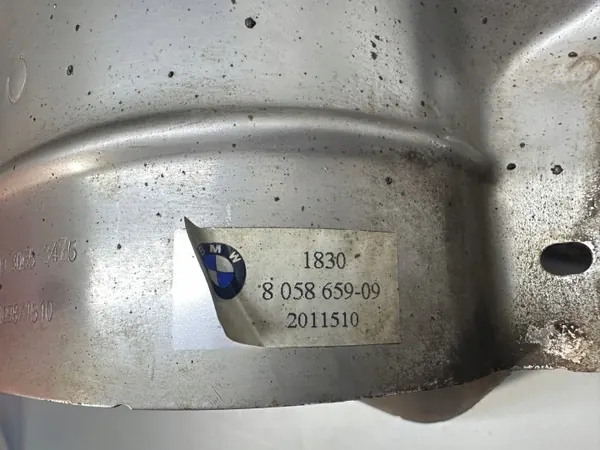 BMW M340i G20 G21 Saída Escape Esquerda OEM 8058659 image 6