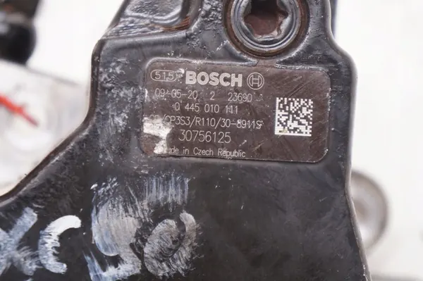 VOLVO V70 III XC70 II XC90 I KRAFTSTOFFEINSPRITZPUMPE image 7