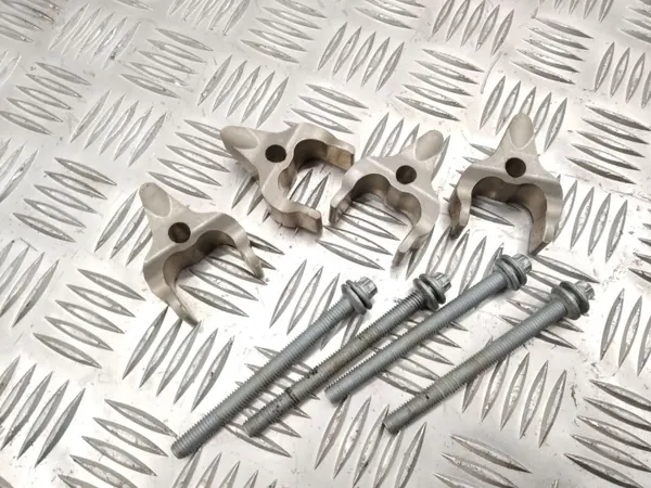 BMW X3 F25 Suutinpidike OEM RZV78155 - Käytetty image 3