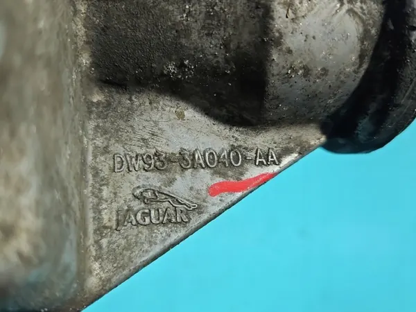 OEM IMPRK1555564 Etu-oikea Akselitukipylväs image 3