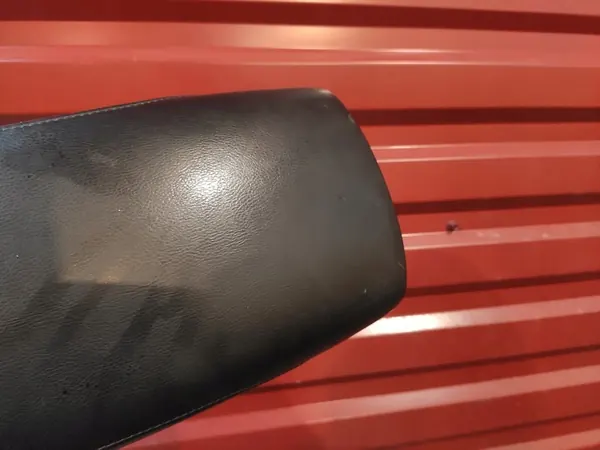 Apoio de braço central Nissan T32 OEM com armazenamento image 5
