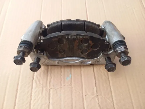 Support moteur avant OEM 47721-33020 pour Lexus ES/Toyota Camry image 2
