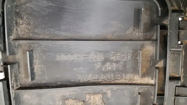 Honda OE Moottorikansi OEM 74642-T0T-H000 image 6