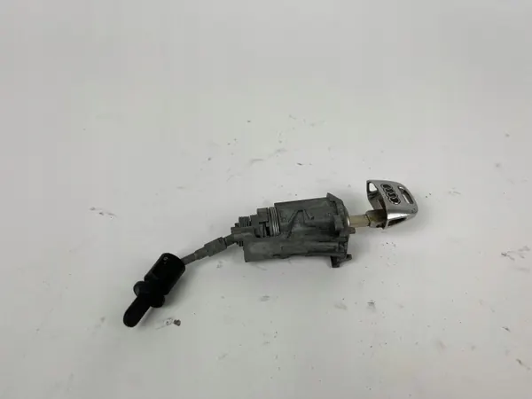 Audi Q7 Schloss-Einsatz OEM 4M1837167 - Gebraucht image 5