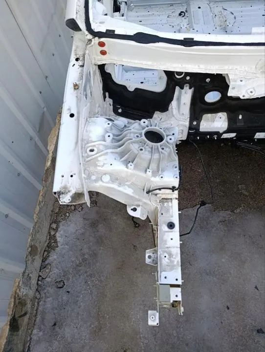 Vorderer rechter Kotflügel Mercedes-Benz EQS SUV 2023 OEM A2966203 image 4