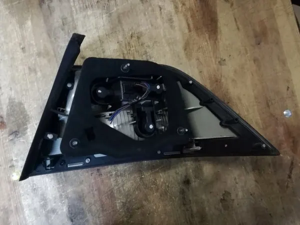 SAAB 9-3 II 2007-2011 Vänster Baklykta Sedan image 2