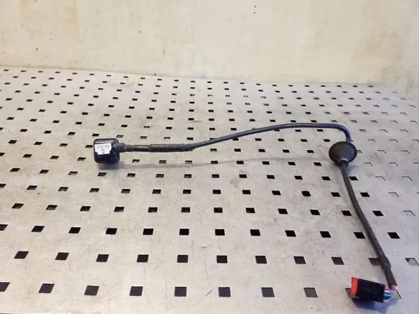 Câmera ré Jaguar XF X250 OEM CX2319G490AE image 4