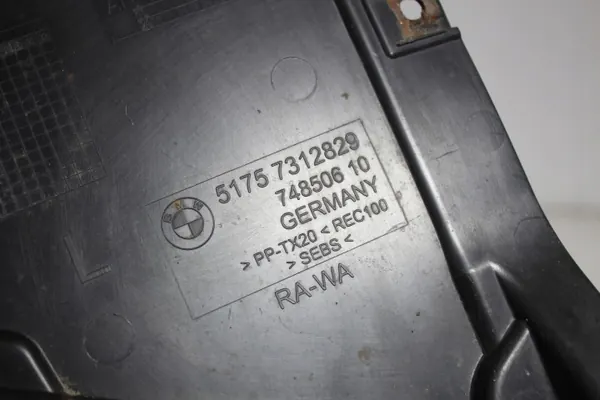 BMW OEM 7312829 Vänster framskärmsskydd image 4