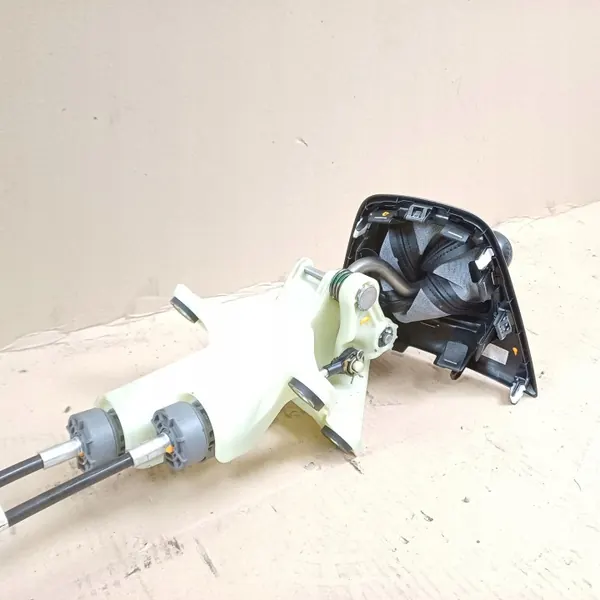 Levier de Vitesses Honda CR-V OEM 77270T1GG1 - Occasion image 9