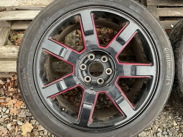 O2 Cadillac Escalade IV 2014 - Continental 285 40 22 image 2