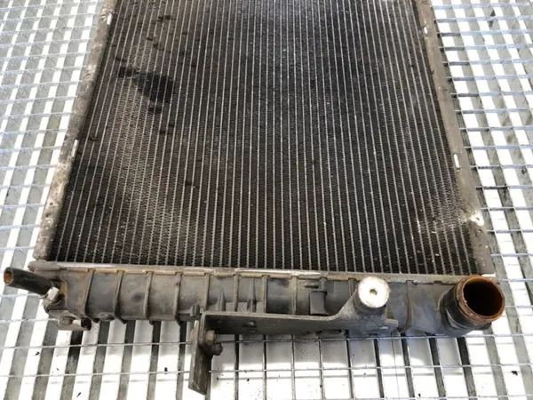 Radiateur d'eau d'occasion OEM LORK-2043-1000016408 image 4