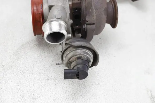 Turbo usado OEM 31380219 para Volvo S60 II 2.0L image 7