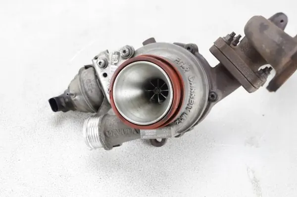 Turbo usado OEM 31380219 para Volvo S60 II 2.0L image 8