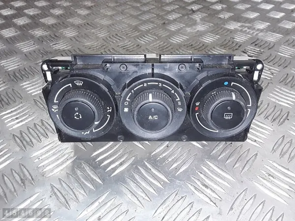 Peugeot 308 AC Control Module OEM 69940002 image 2