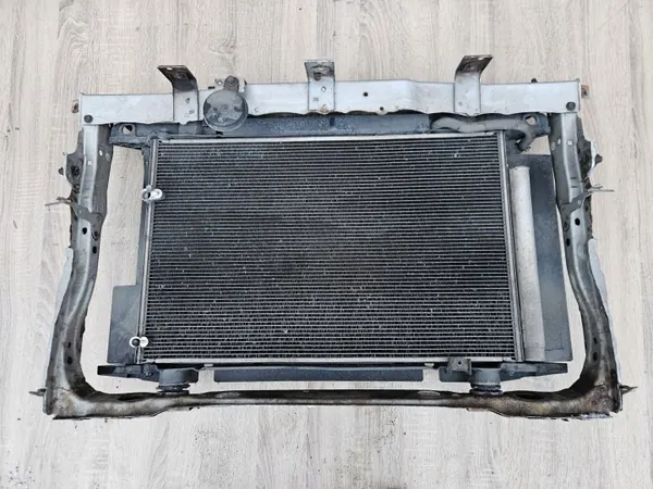 TOYOTA COROLLA E15 1.6 CHŁODNICA WENTYLATOR PAS RAMKA 1F7 image 2