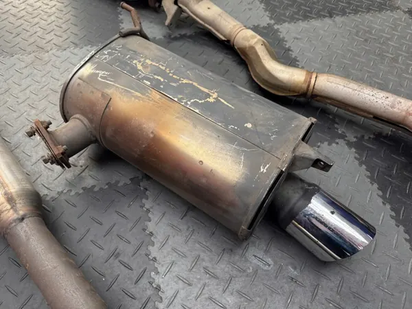 Catalyseur Echappement Mitsubishi Lancer Evo 7-9 OEM 1571A198 image 3