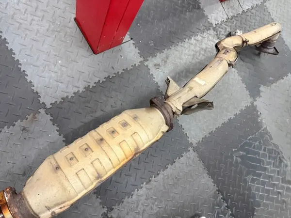 Catalyseur Echappement Mitsubishi Lancer Evo 7-9 OEM 1571A198 image 5