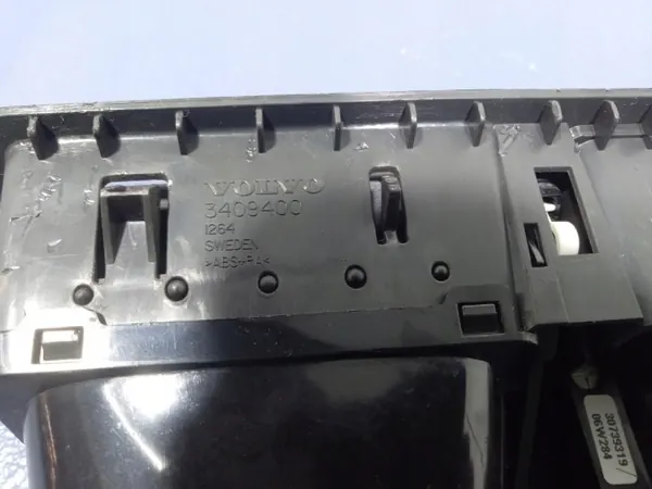 Volvo XC90 I ilmanvaihtohila OEM 3409400 image 7