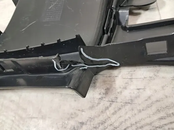 AUDI A6 C8 Volante de ar dianteiro esquerdo 4K0121763C image 6