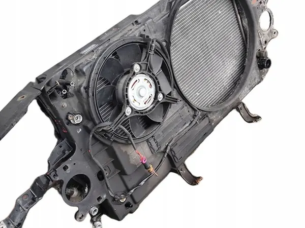 AUDI A8 D2 3.7 4.2 Suporte de Radiador Frontal 4D0805571M image 7