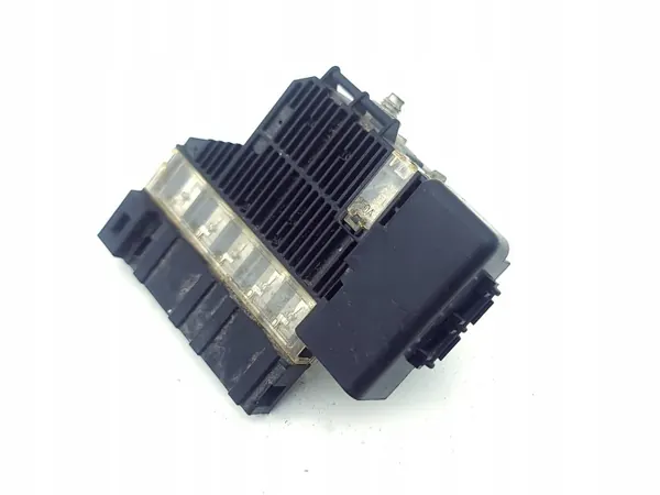 Nissan Leaf II Pyroteknisk klämma OEM AMD206519 image 6